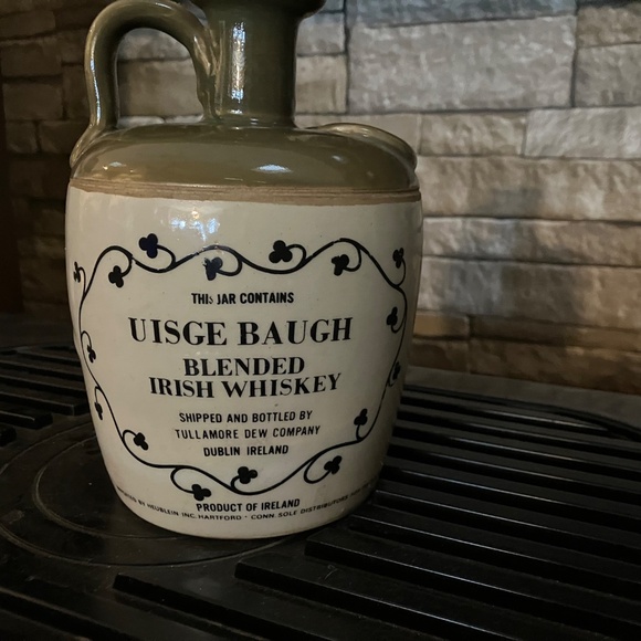 ☘️VINTAGE TULLAMORE DEW BLENDED IRISH WHISKEY 🥃 CROCKERY JUG, DUBLIN IRELAND☘️ - Picture 2 of 6